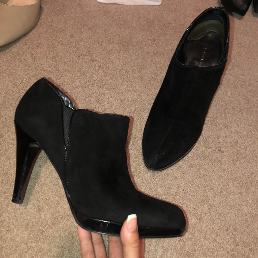 Black ankle booties